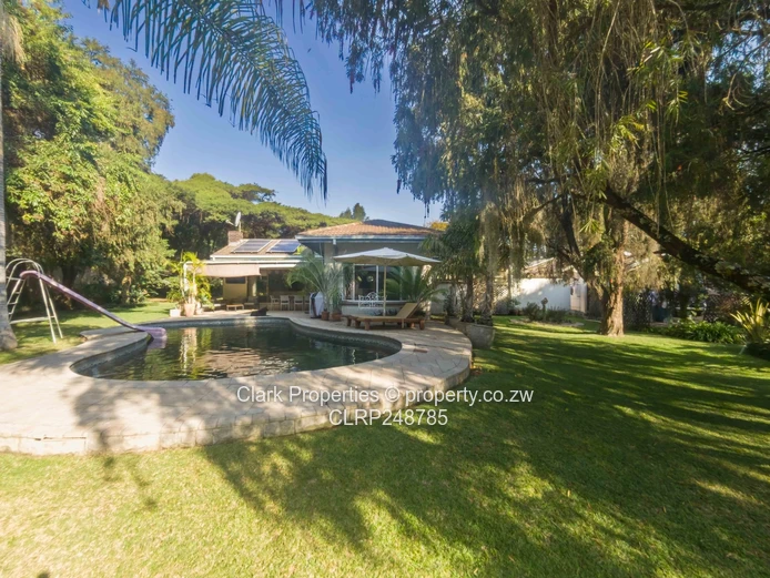 Wonderful Family Home Plus Spacious Cottage (Sole Mandate)