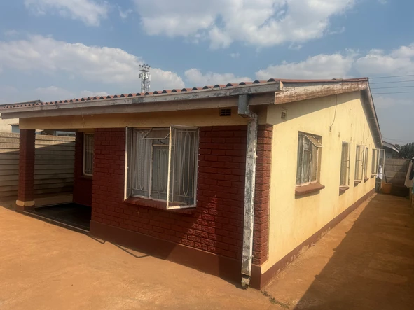 5 Bedroom House