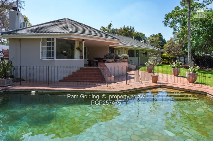 Well Presented Home In Highlands;4208 Sqms. (Sole Mandate)