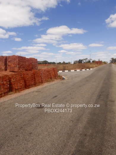 Taona Park, Ruwa stand for sale! 