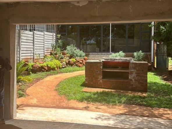 3 Bedroom Garden Flat