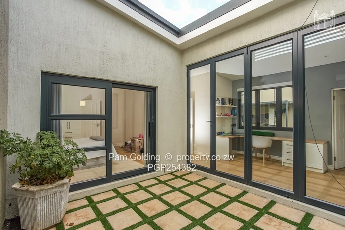 3 Bed 3 Bath Townhouse