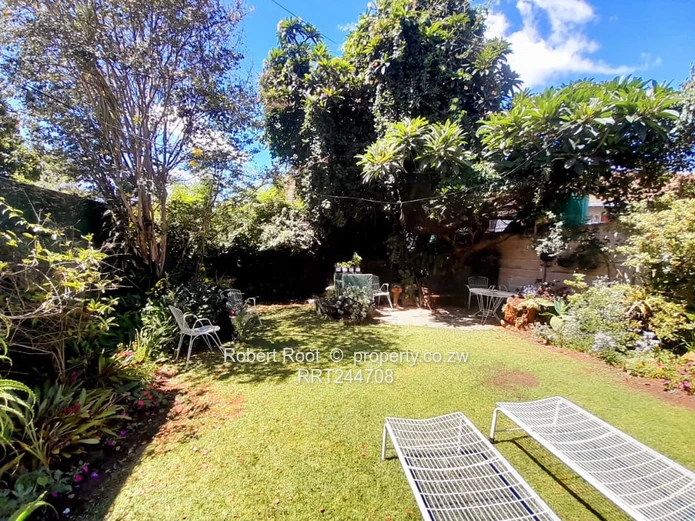 Fully Furnished 2 bedroom Duplex Flat.