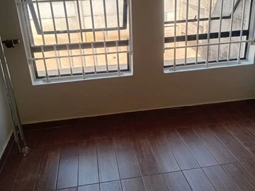 3 Bedroom Flat & Apartment