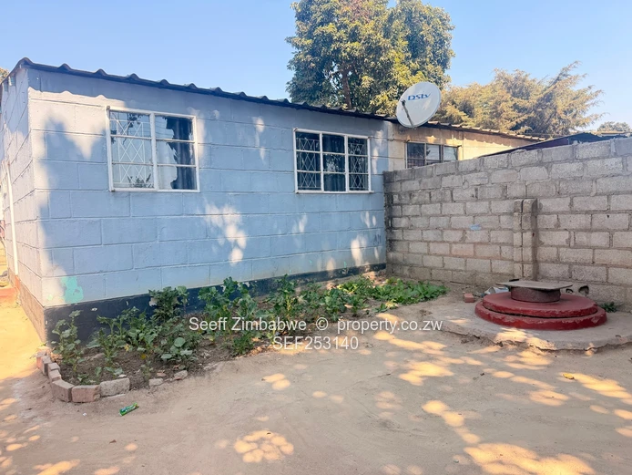 Walled 2-Bed Mabvuku Home on 150m2 - Good ZESA