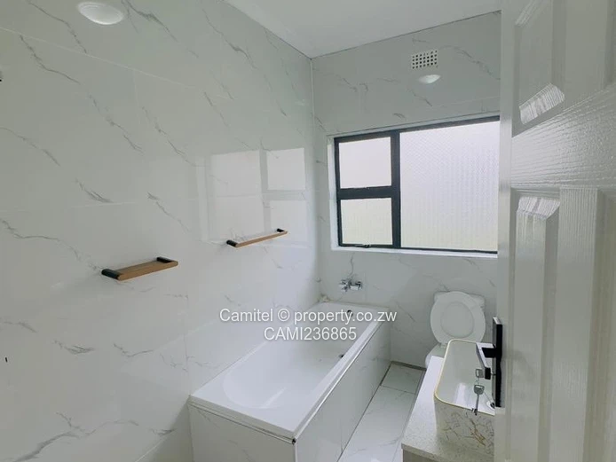 Modern 3-Bed Townhouse in Arlington — Borehole & Solar3