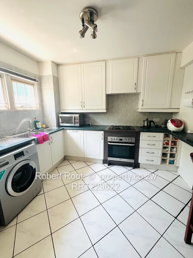 Button Row - Avondale  (Sole Mandate)