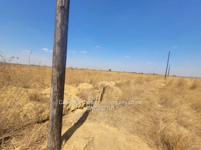 Good Neighbourhood, 400m² Nyabira Stand - Main Road, Water  Sewer & Power 