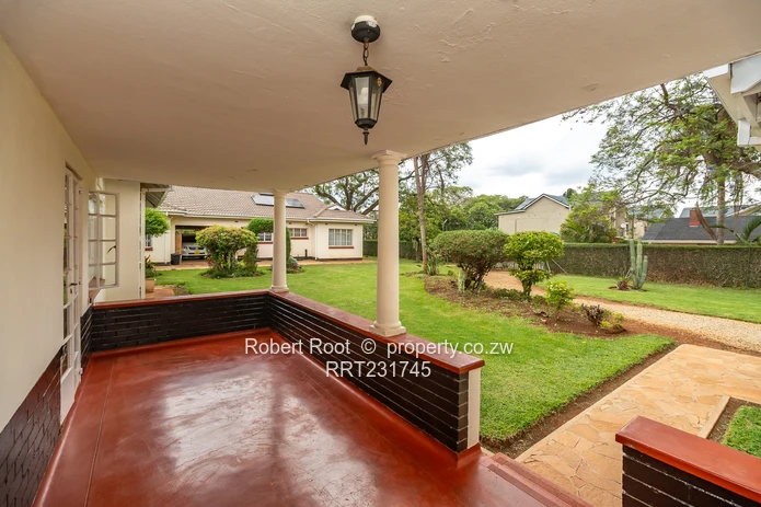 Prime office space along Ascot Road Avondale West!