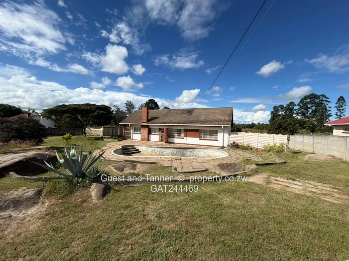 Commercial Property For Sale long Airport Road in Hatfield