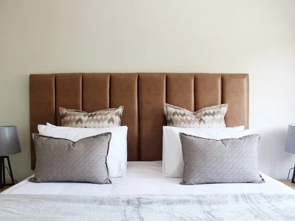 3 Bedroom Flat & Apartment