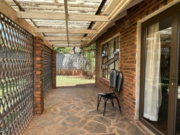2 Bedroom House
