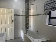 3 Bedroom Flat & Apartment