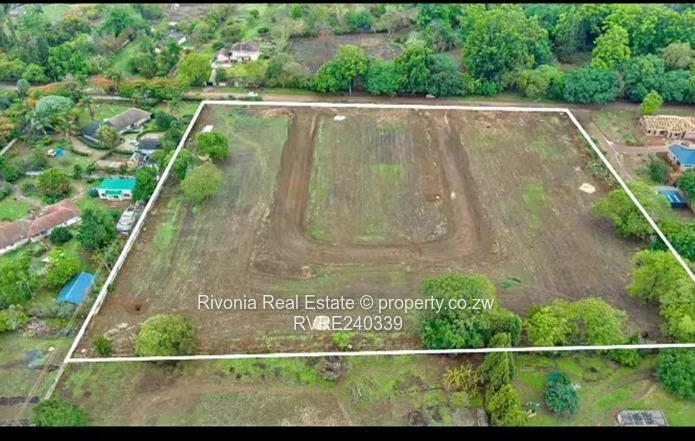 Old Marlborough stands 900-1000sqm 