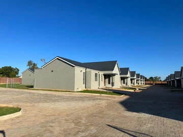 Townhouses in Bluffhill