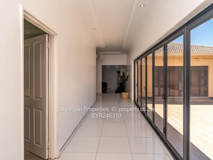 Gletwin Park House For Sale