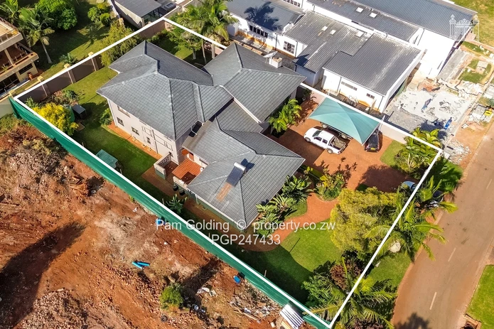 4 Bedroom House for Sale in Borrowdale Brooke (Sole Mandate)