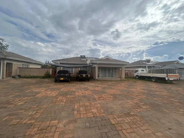 3 Bedroom Flat & Apartment