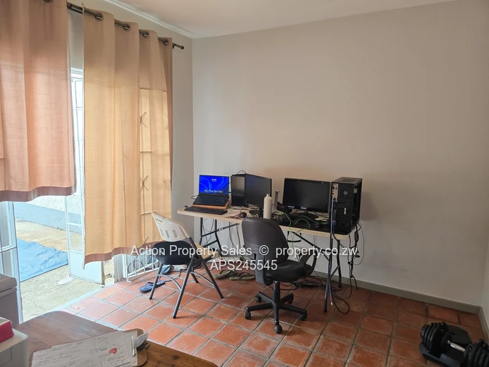 Beautiful 3 Bedroom Duplex Garden Flat For Sale In Avenues 