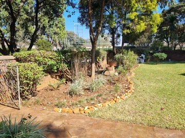 3 Bedroom Garden Flat
