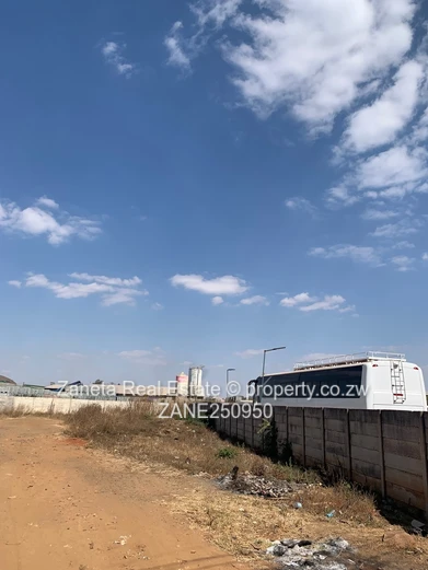 4,267 m² Walled Industrial Site beside Green-Roof Warehouse