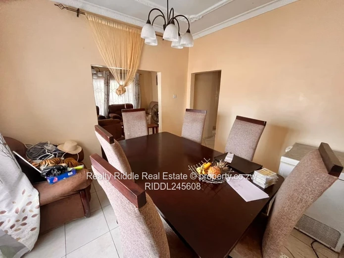 For sale 3 beds waterfalls 