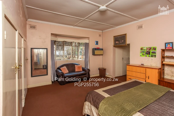 Prime Location Cnr Glenara/Ed Mnangagwa