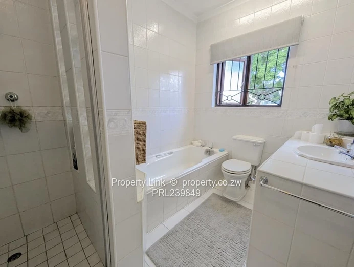 Double Storey Townhouse In Wonderful Complex