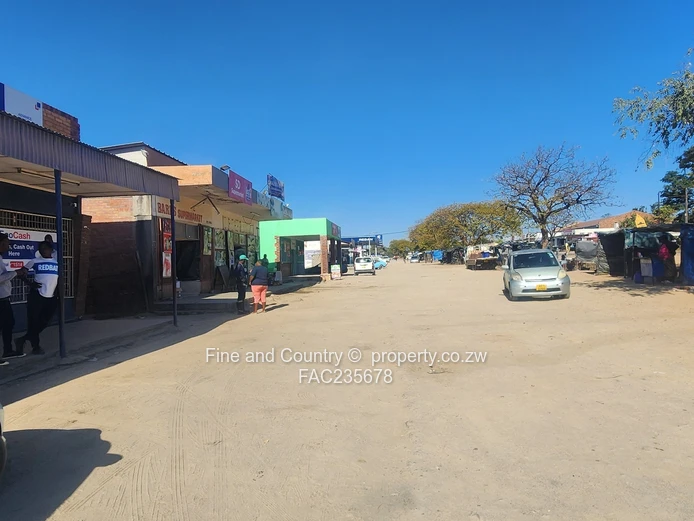 Prime Luveve Main-Road Shop — 264m², Storeroom & WC