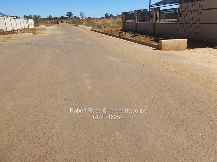 Pomona City Residential Stand for Sale