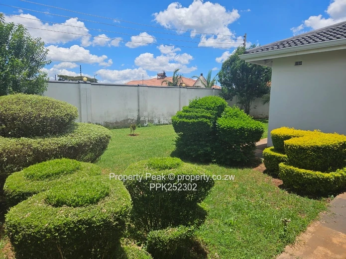 Spacious 5-Bed Family Home in Mount Pleasant Heights - Borehole