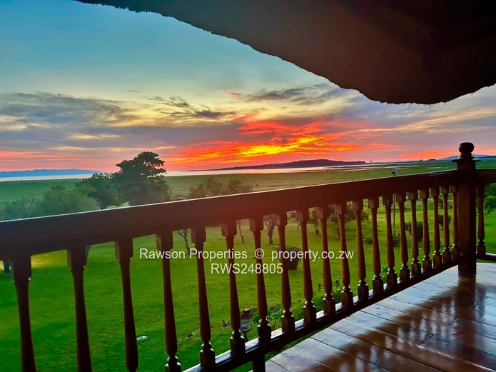 Luxury Holiday Home on Kariba Lakefront