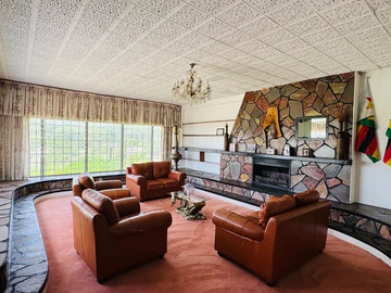 Farm & Agricultural Land