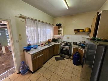 3 Bedroom Garden Flat