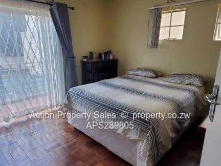 Neat 3 Bed Apartment In Avondale! 