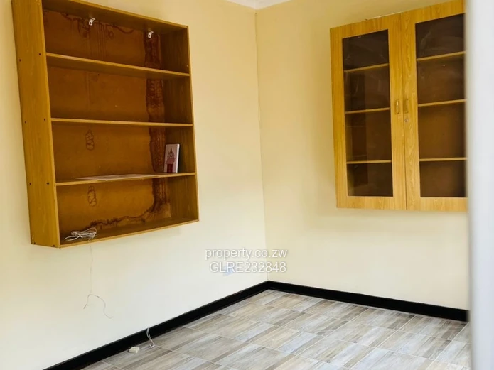 Luxury Double-Storey Residence in Greystone Park