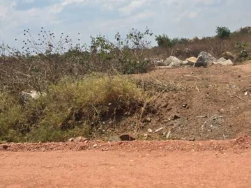 Commercial & Industrial Land