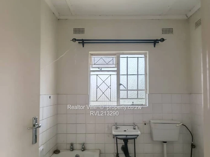 Charming 3-Bed House in Hatfield (Sole Mandate)