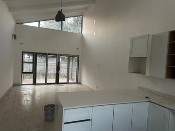 2 Bedroom Garden Flat