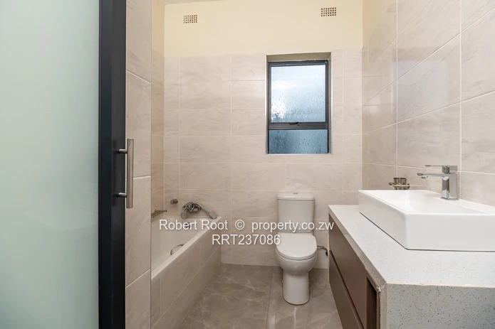 Ultra modern 4 bed family cluster in Fairview Westgate 