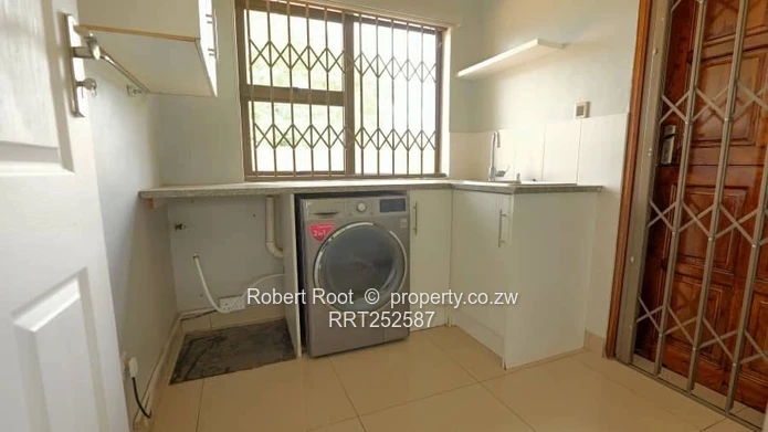 Ultra Modern 4 bed family home