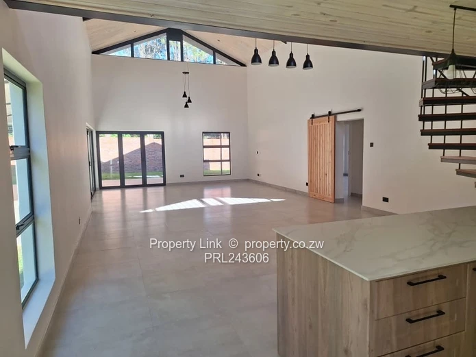 Modern Townhouse For Rent In Newlands