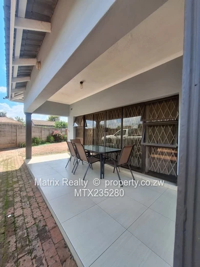 4 Bedroom House for Sale in New Marlborough