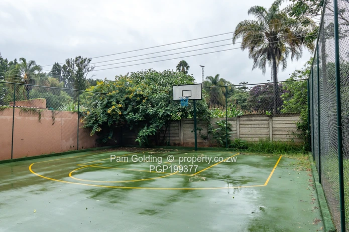 Modern Family Home In Prime Location !!!!!