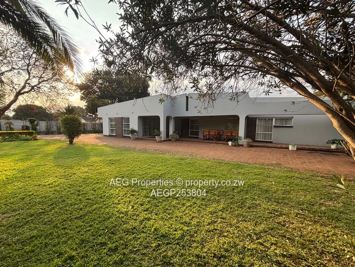 Fully Furnished 6-Bed Vainona Home with Borehole & Lawn