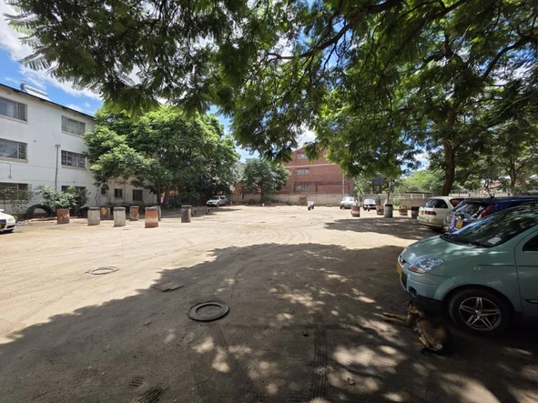 Commercial & Industrial Land