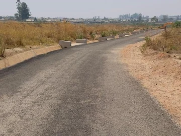 Commercial & Industrial Land