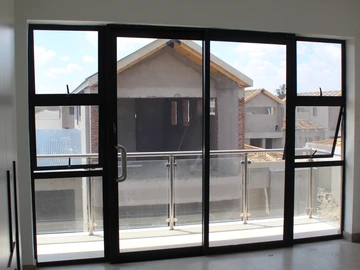 4 Bedroom Flat & Apartment