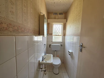 2 Bedroom Garden Flat