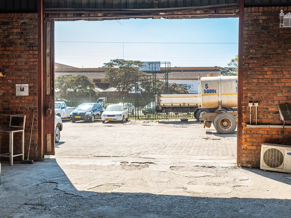 Warehouse & Factory